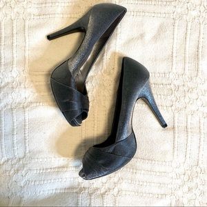 LULU TOWNSEND METALLIC GREY PEEPTOE PUMP SIZE 11!!